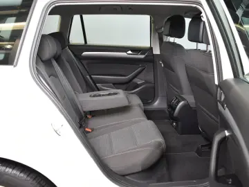 VW Passat Variant 2.0TDI DSG