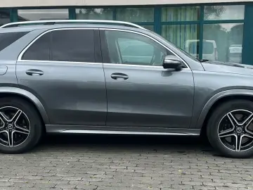 MERCEDES-BENZ GLE 350 de 4Matic AMG-LINE LEDER VIRTUAL KAM