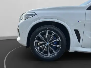 BMW X5 xDrive30d M Sportpaket AHK Sp-Auspuff RFK