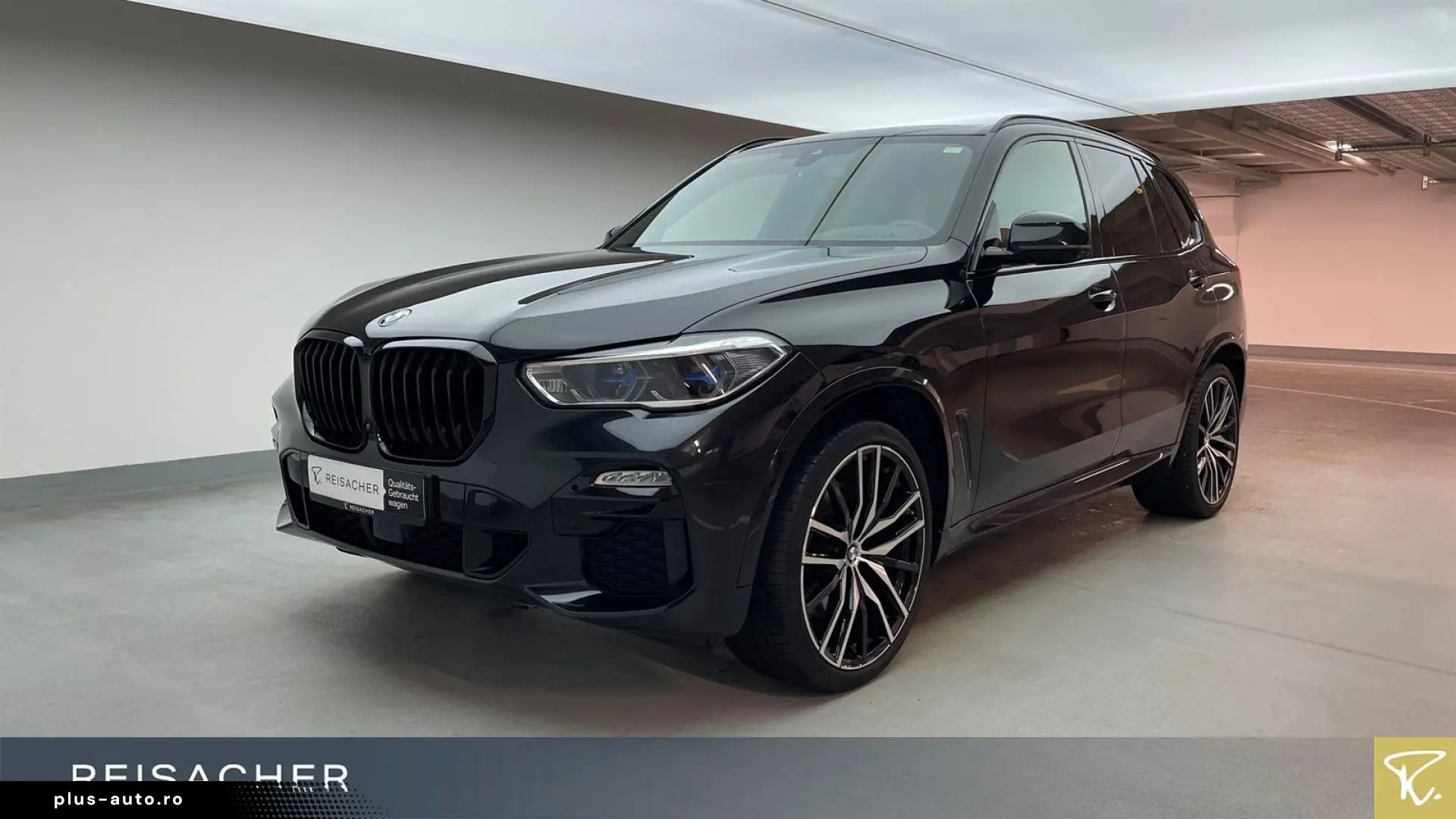 BMW X5 xDrive30d A M-Sport AHK Pano Standhzg HUD