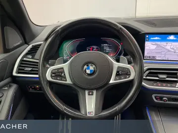 BMW X5 xDrive30d A M-Sport AHK Pano Standhzg HUD