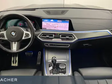 BMW X5 xDrive30d A M-Sport AHK Pano Standhzg HUD