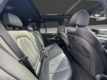 BMW X5 xDrive 30 d M SPORT LASER PANO BOWERS&WILKINS