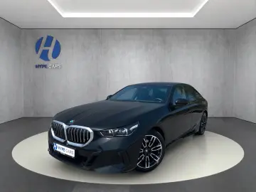 BMW 520 d M Sport LED ACC RFK 19 Zoll LM