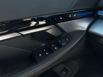 BMW 520 d M Sport LED ACC RFK 19 Zoll LM