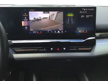 BMW 520d Limo M Sport Navi AdLED Komfortsitze DAP