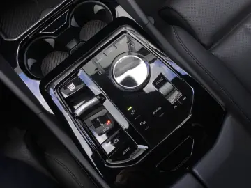 BMW 520d Limo M Sport Navi AdLED Komfortsitze DAP