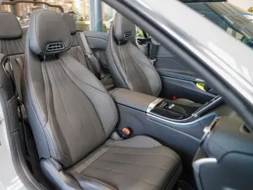Mercedes-Benz CLE 220 d Cabrio AMG Line Night