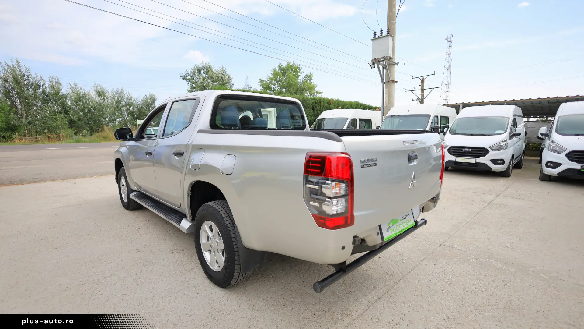 Mitsubishi L200	DoubleCab 4x4 2.2 D 150CP