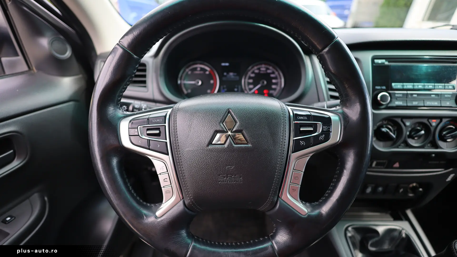 Mitsubishi L200	DoubleCab 4x4 2.2 D 150CP