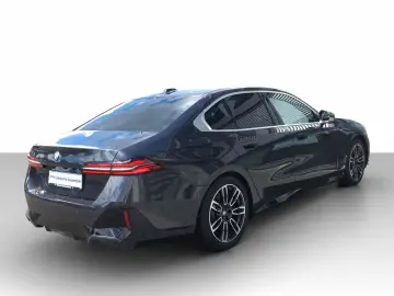 BMW 520d Limo M Sport Navi AdLED Komfortsitze DAP