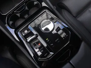 BMW 520d Limo M Sport Navi AdLED Komfortsitze DAP