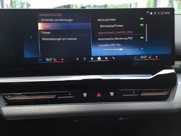 BMW 520d Limo M Sport Navi AdLED Komfortsitze DAP