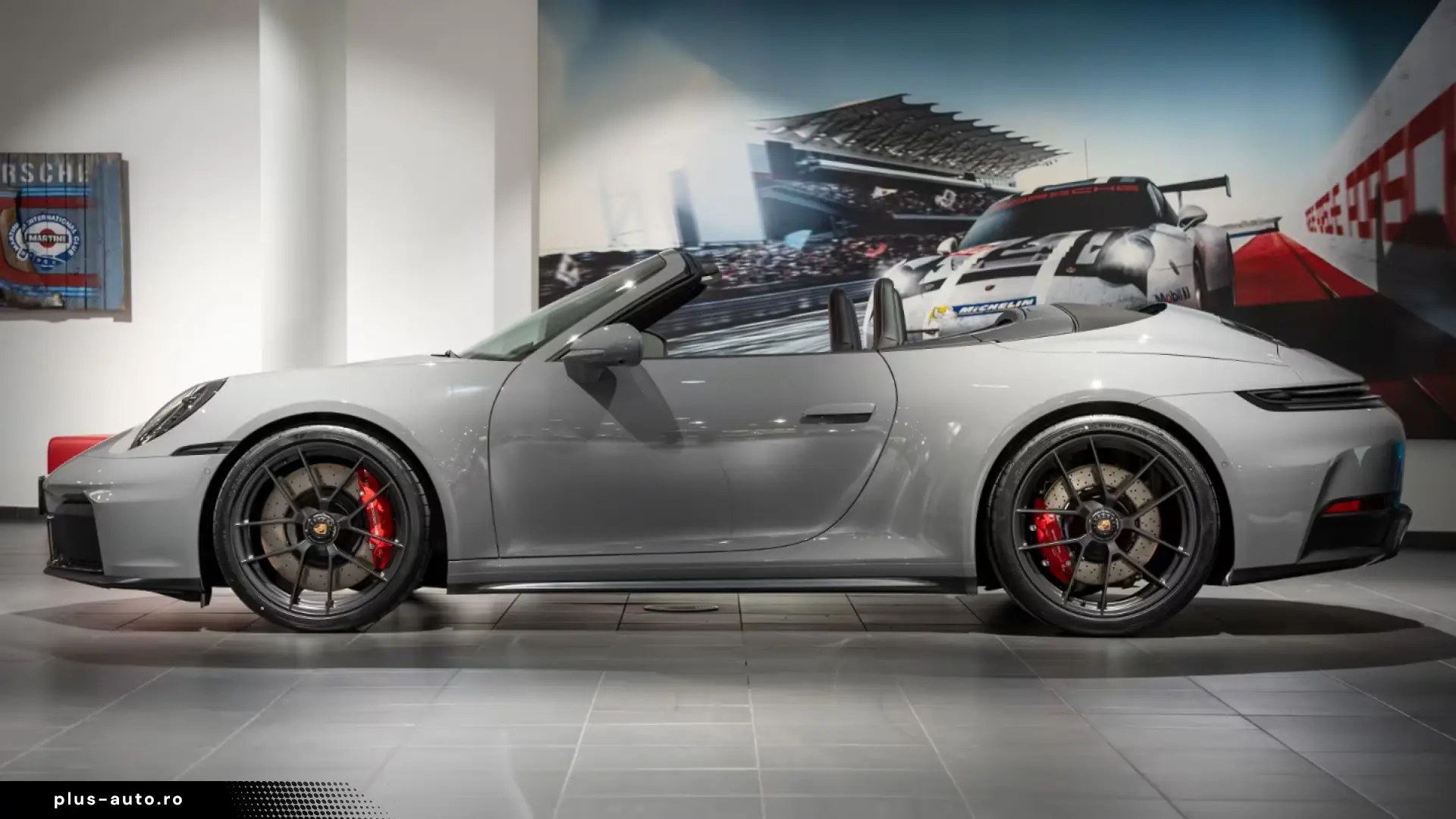 Porsche 992 911 Carrera 4 GTS Cabrio PTS nardo gray Carbo