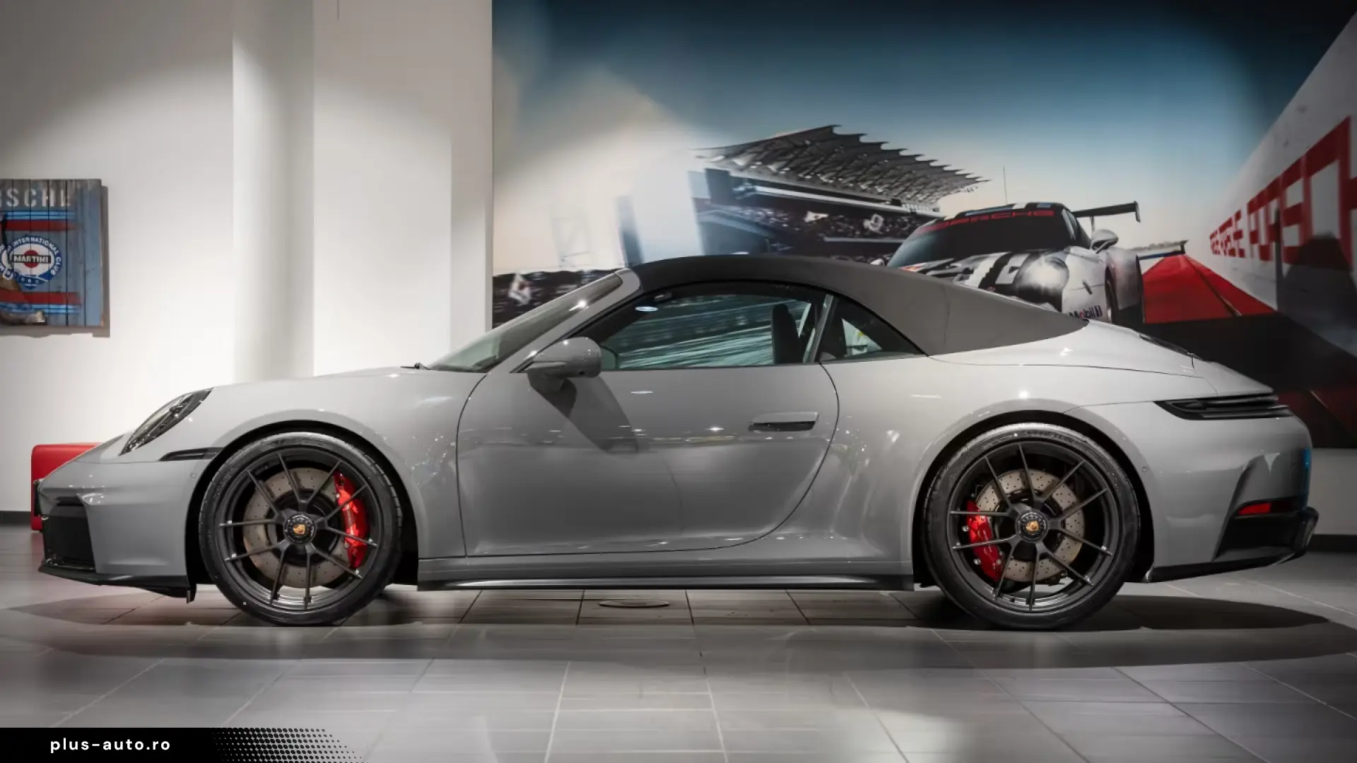 Porsche 992 911 Carrera 4 GTS Cabrio PTS nardo gray Carbo