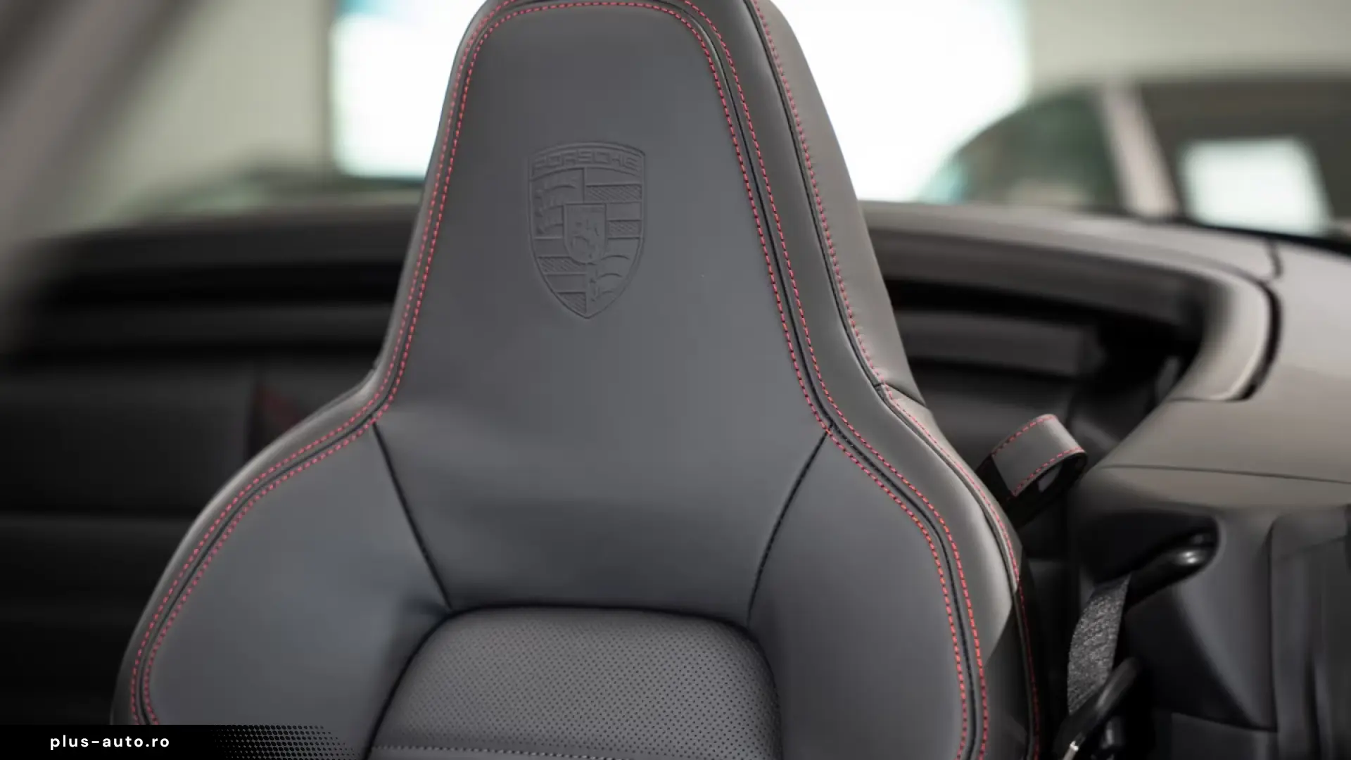 Porsche 992 911 Carrera 4 GTS Cabrio PTS nardo gray Carbo
