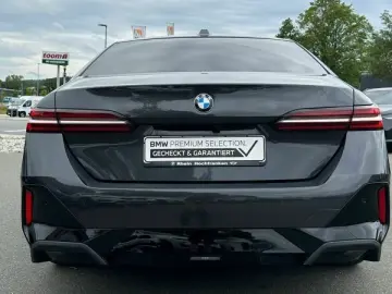 BMW 520d M Sport ACC LED NAVI KOMFORTSITZ PARKINGASS