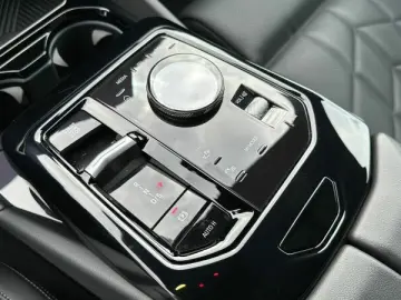 BMW 520d M Sport ACC LED NAVI KOMFORTSITZ PARKINGASS