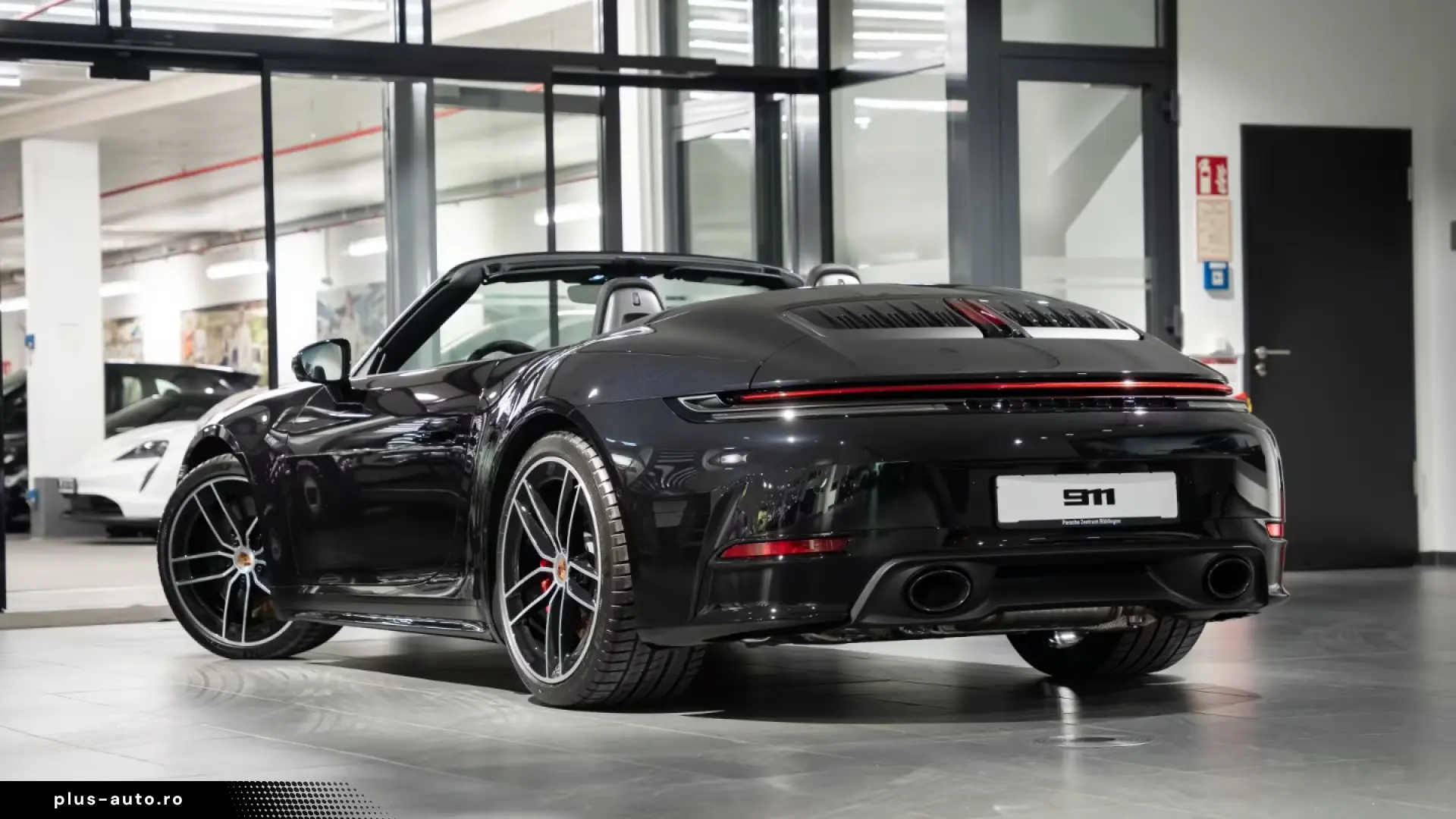 Porsche 992 911 Carrera S Cabriolet Liftsystem-VA BOSE