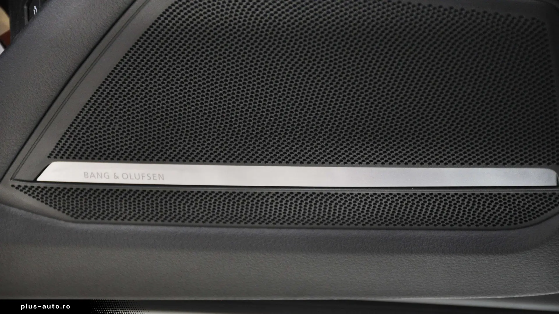 AUDI A6ALLROAD SoftClose HeadUp BangOlufsen ACC BlindSpot