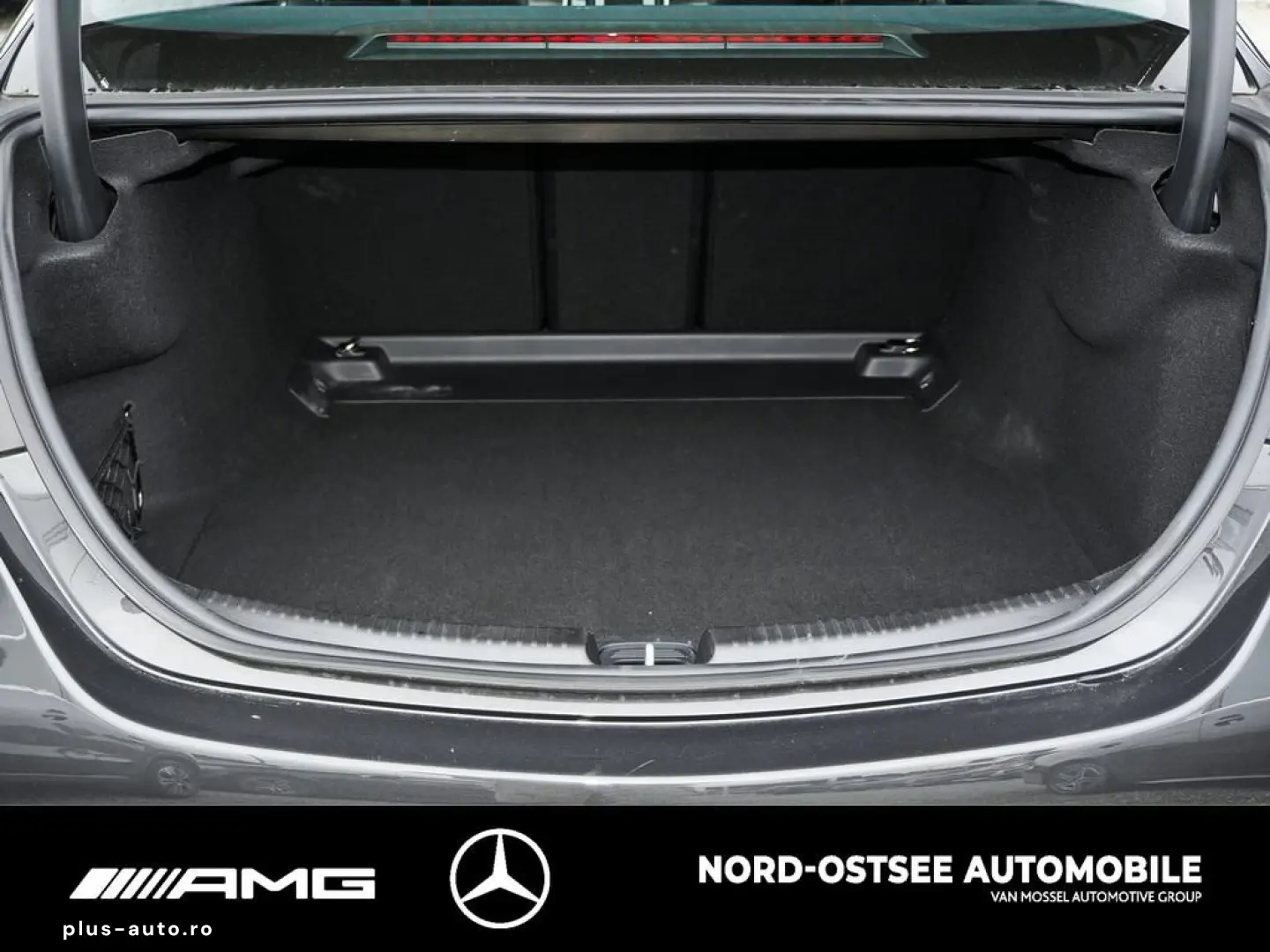 MERCEDES-BENZ C 300 AMG AHK MBUX KLIMA