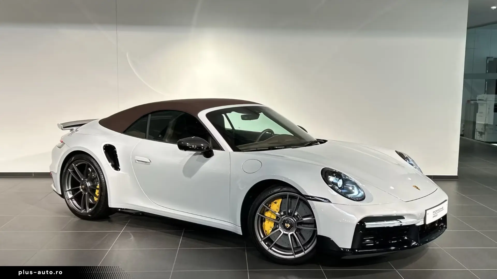 Porsche 992 (911) Turbo S Cabriolet