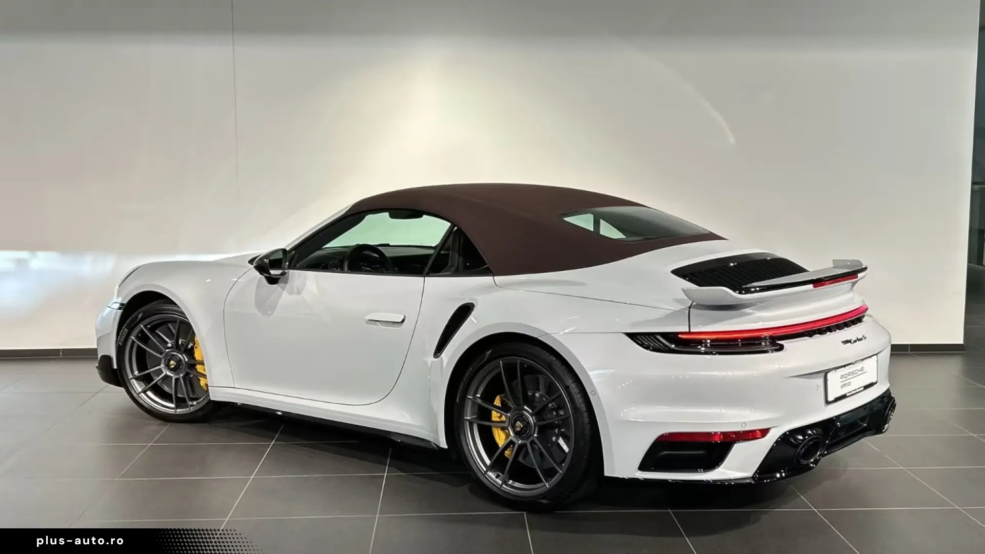 Porsche 992 (911) Turbo S Cabriolet