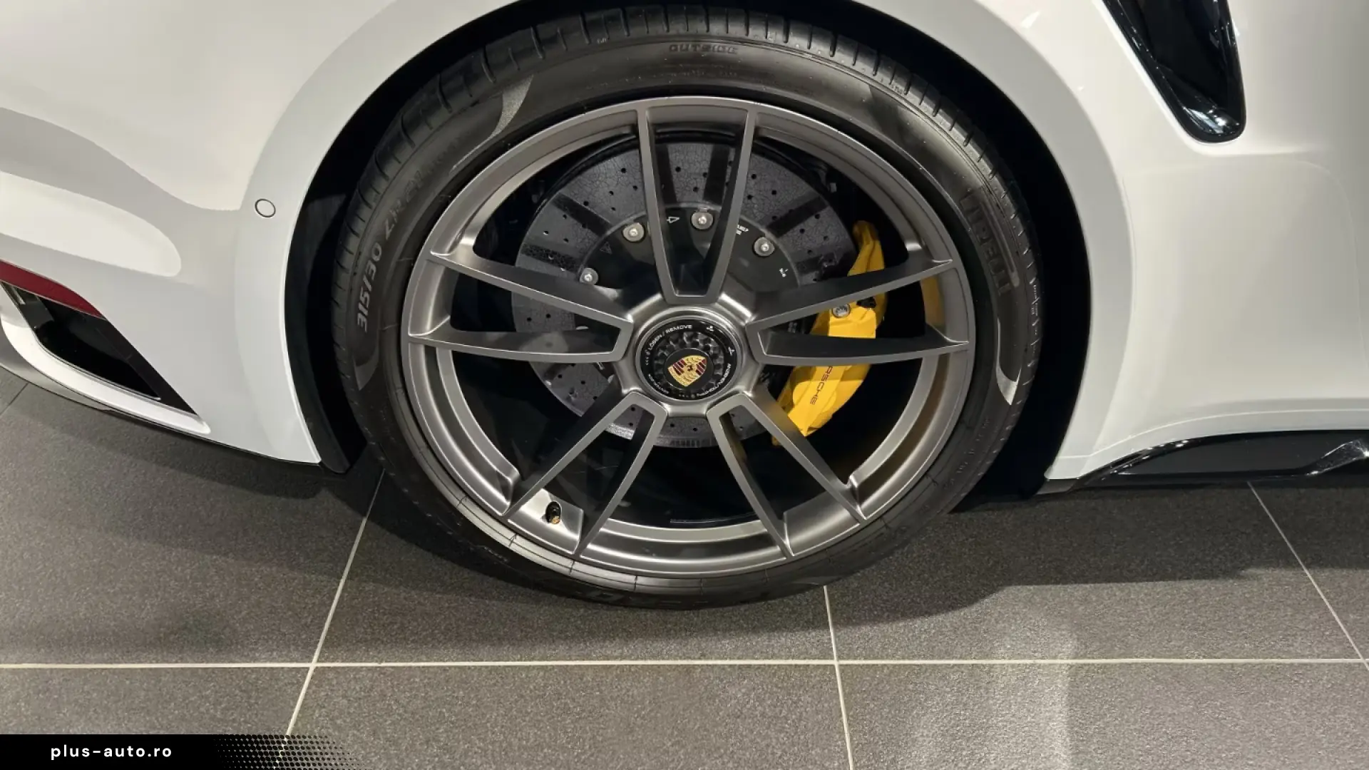 Porsche 992 (911) Turbo S Cabriolet