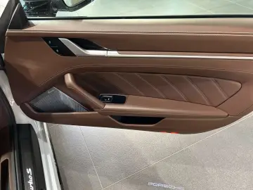 Porsche 992 (911) Turbo S Cabriolet