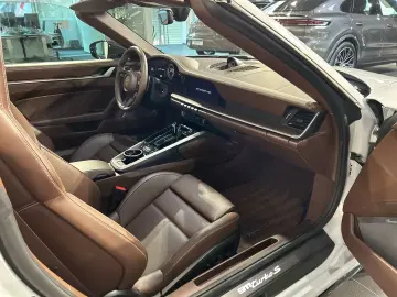 Porsche 992 (911) Turbo S Cabriolet