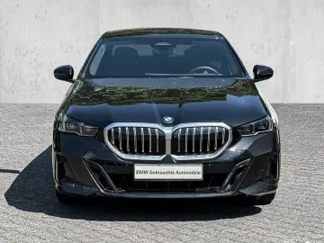 BMW 520d xDrive M-Sport HUD DA  H K ACC 360