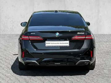 BMW 520d xDrive M-Sport HUD DA  H K ACC 360