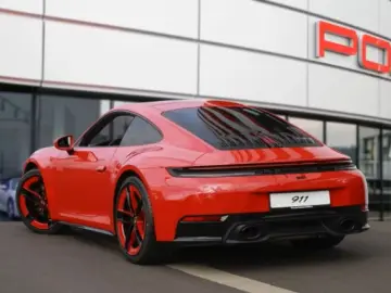Porsche 992 -2 (911) Carrera
