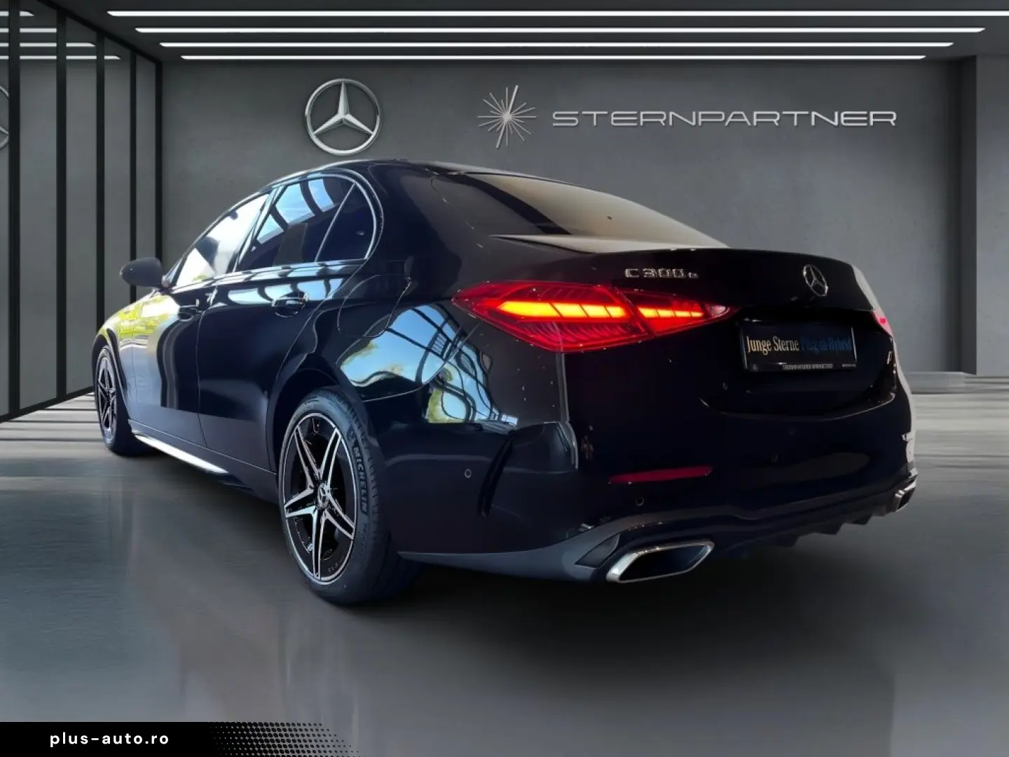 MERCEDES-BENZ C 300 e AMG MBUX Night Ambiente CarPlay KAMERA