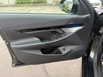 BMW 520 d M Sport Pro Pano  AHK  Leder  Navi