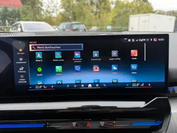 BMW 520 d M Sport Pro Pano  AHK  Leder  Navi