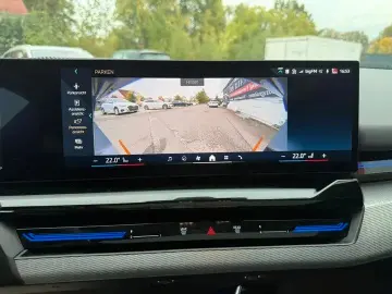 BMW 520 d M Sport Pro Pano  AHK  Leder  Navi
