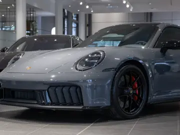 Porsche 992 911 Carrera GTS