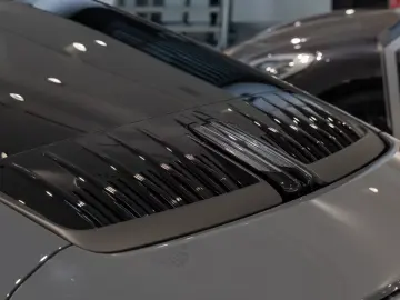 Porsche 992 911 Carrera GTS