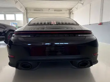 Porsche 911 Carrera S BOSE