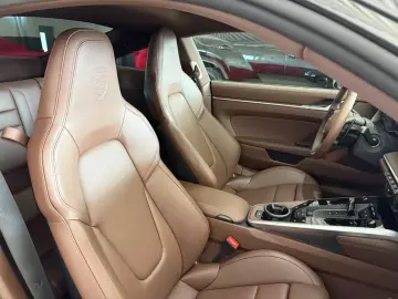 Porsche 911 Carrera S BOSE