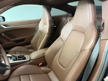 Porsche 911 Carrera S BOSE