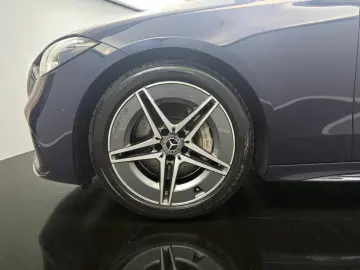 MERCEDES-BENZ C 300d 4M Limo AMG LINE PANO DIGI-LIGH…