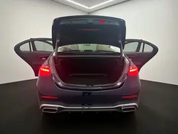 MERCEDES-BENZ C 300d 4M Limo AMG LINE PANO DIGI-LIGH…