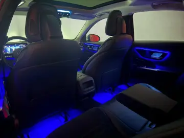 MERCEDES-BENZ C 300d 4M Limo AMG LINE PANO DIGI-LIGH…