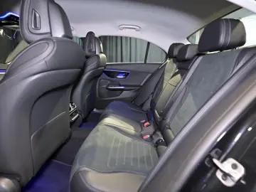 MERCEDES-BENZ C 300 AMG NAVI LED KAMERA