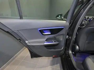 MERCEDES-BENZ C 300 AMG NAVI LED KAMERA