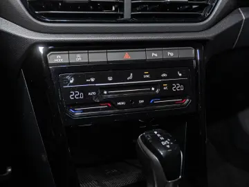 Volkswagen T-Roc Cabriolet 1.5 TSI DSG R-Line