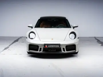 Porsche 992 3.0 Carrera 4S Chalk l Bi-Color l SportDesi