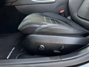 MERCEDES-BENZ C 300 d Lim. AMG Line LED Navi Distr Cam SHZ